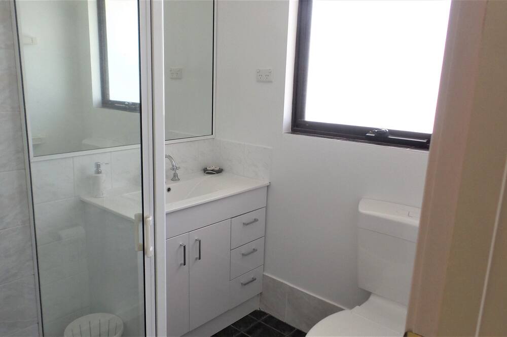 Photo of Bathroom in South Yunderup