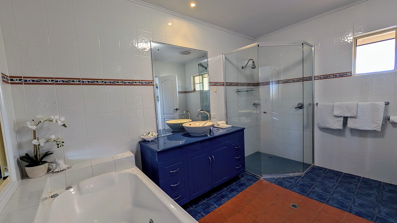 Photo of Bathroom in Bowen