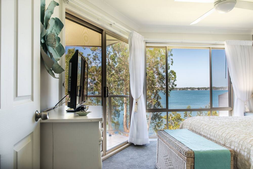Photo of Bedroom in Corlette