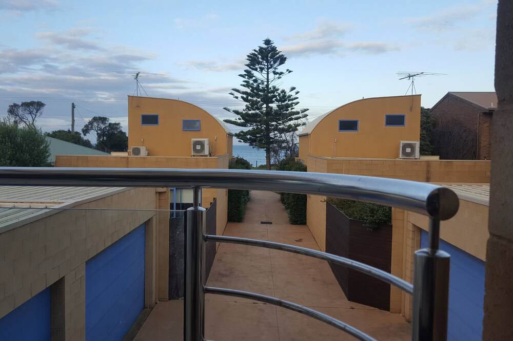 Photo of Patio Balcony in Indented Head