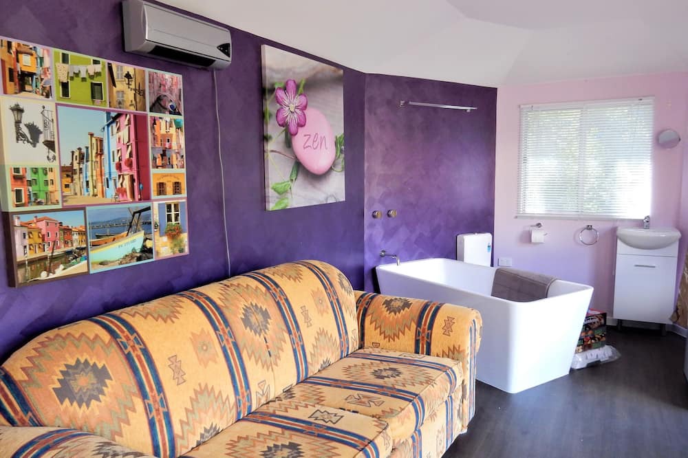 Photo of Livingroom in Daylesford