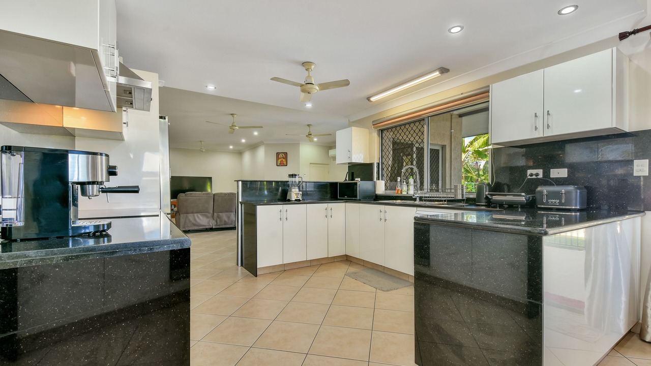 Photo of Kitchen in Lyons