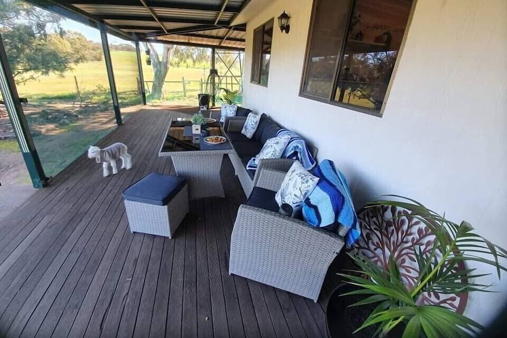 Photo of Patio Balcony in Wattening
