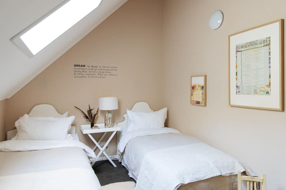 Photo of Bedroom in Mount Eliza