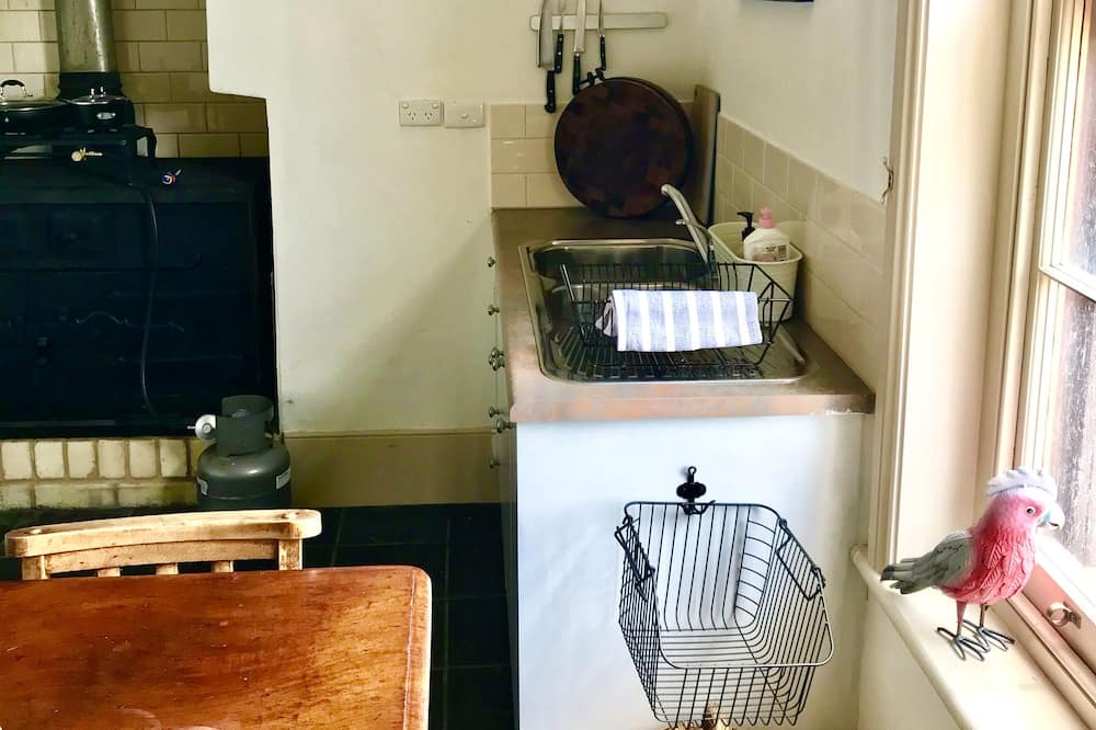Photo of Kitchen in Waterhouse
