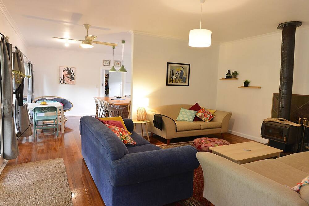 Photo of Bedroom in Skenes Creek