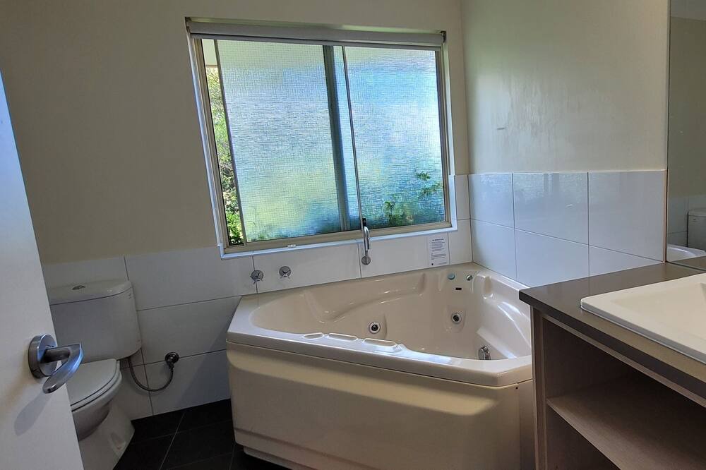 Photo of Bathroom in Centennial Park