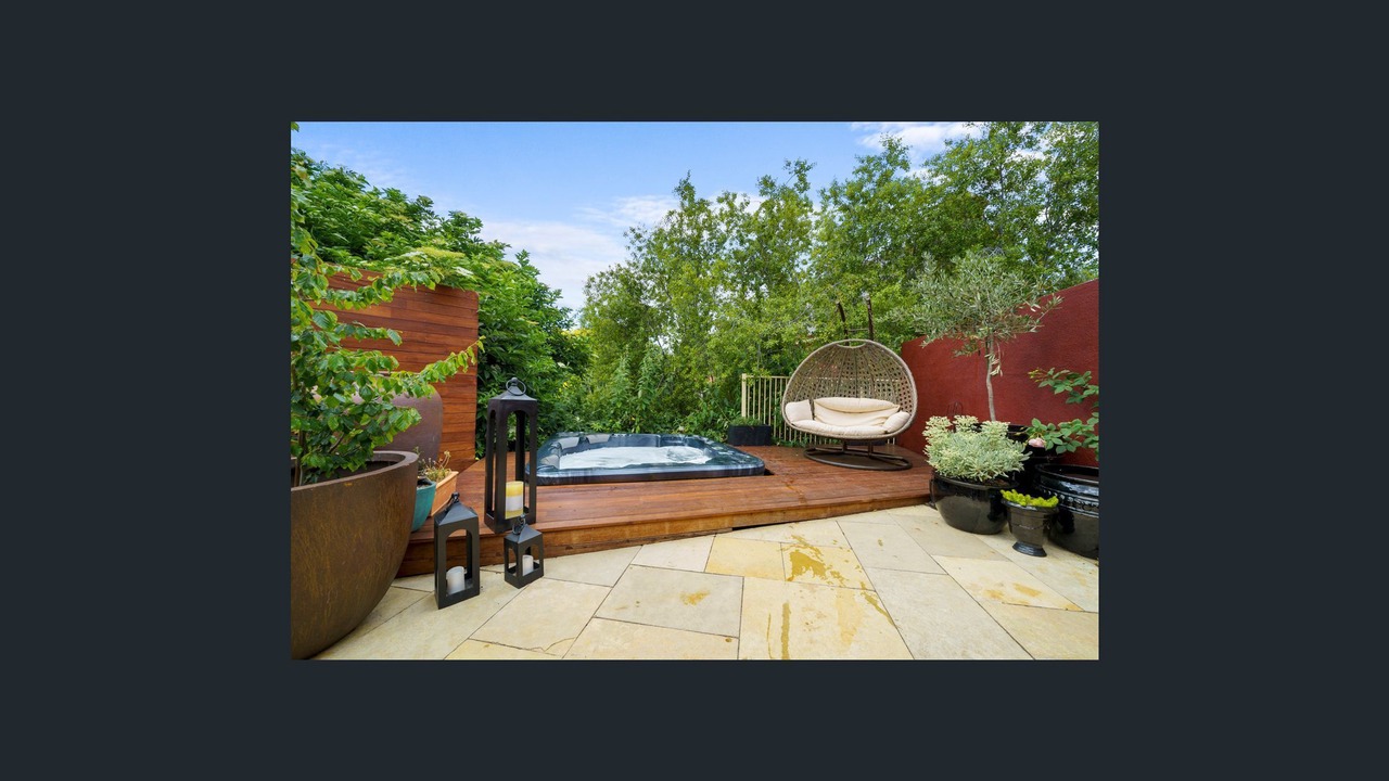 Photo of Outdoor in Mount Stuart