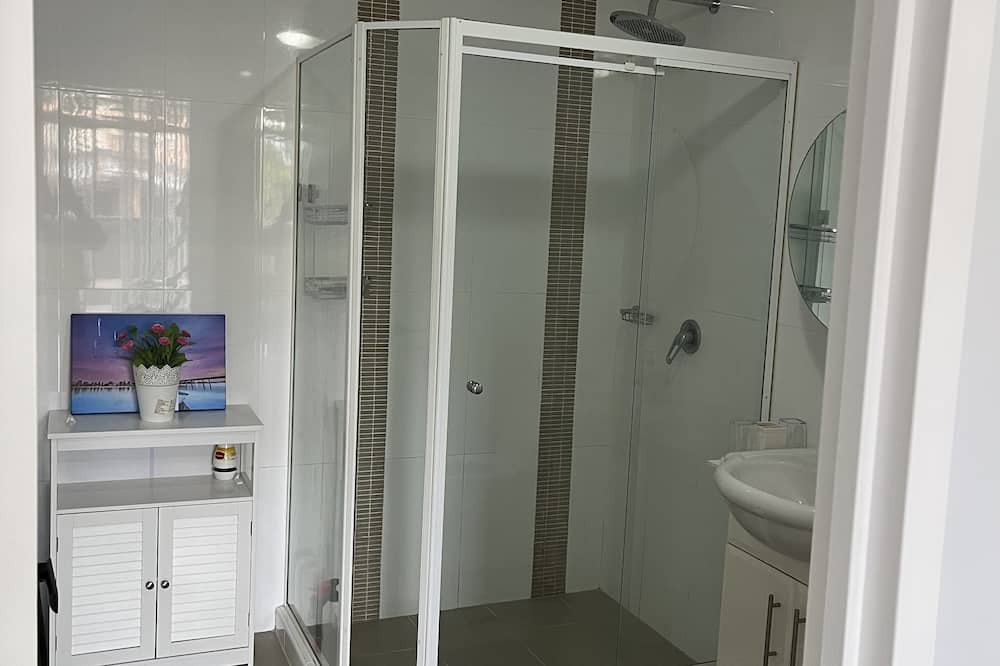 Photo of Bathroom in The Entrance