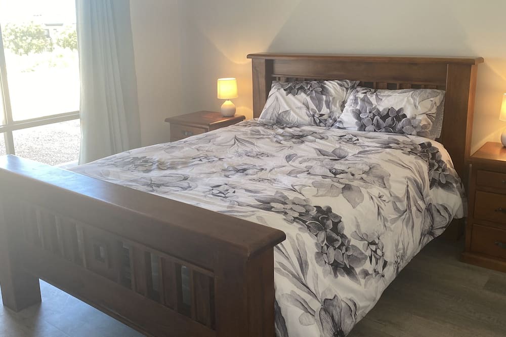 Photo of Bedroom in Melville