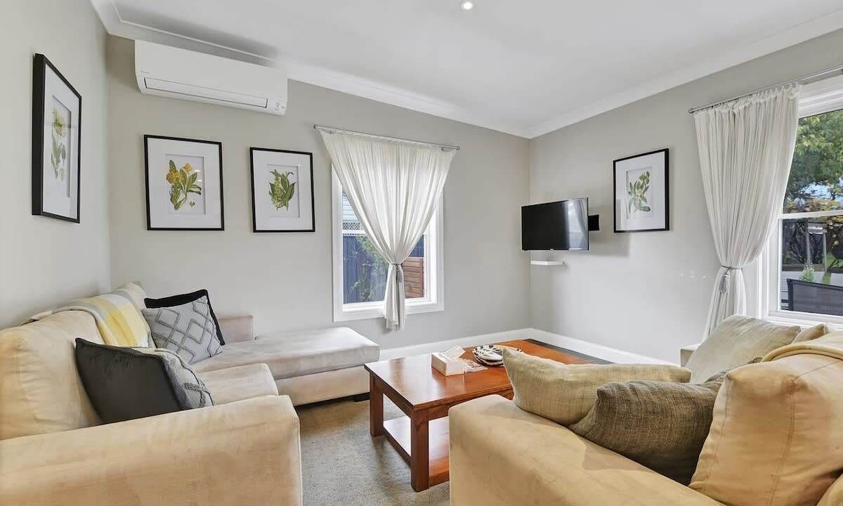 Photo of Livingroom in Orange East