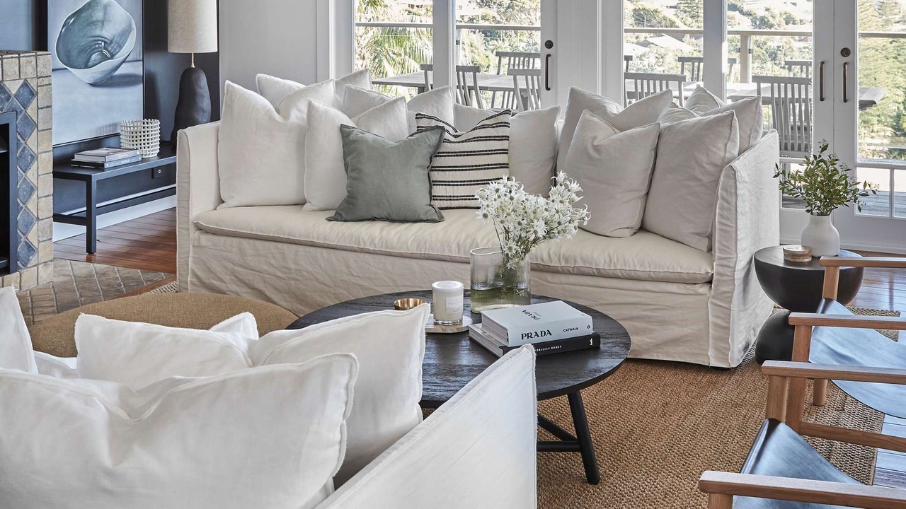 Photo of Livingroom in Whale Beach