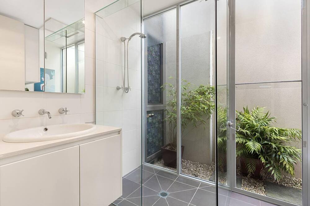 Photo of Bathroom in Cremorne
