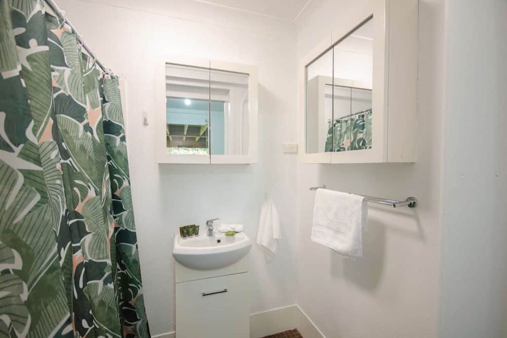 Photo of Bathroom in Avoca Beach