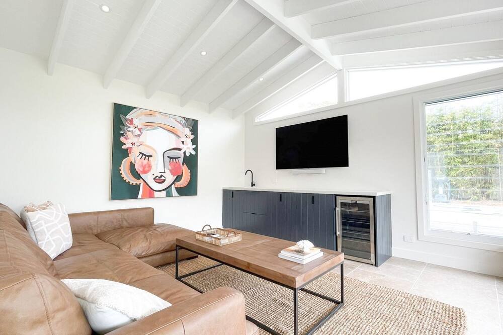 Photo of Livingroom in Bateau Bay