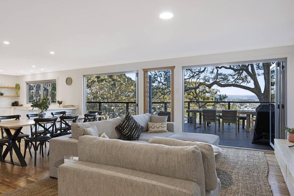 Photo of Livingroom in Pretty Beach Central Coast