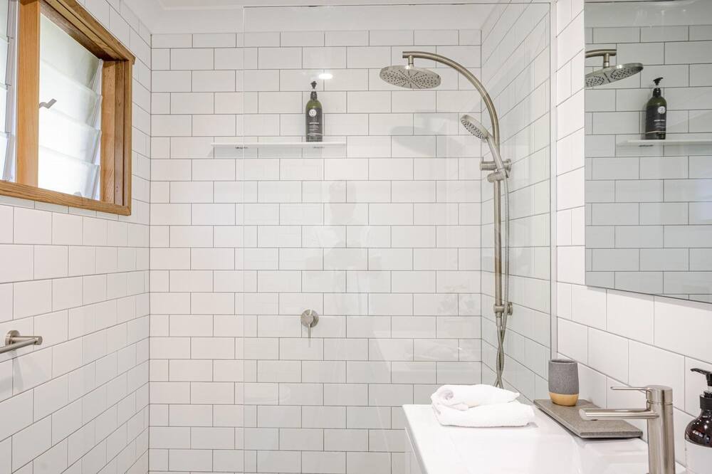 Photo of Bathroom in Pretty Beach Central Coast