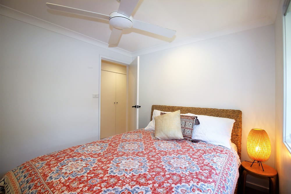 Photo of Bedroom in Elizabeth Beach
