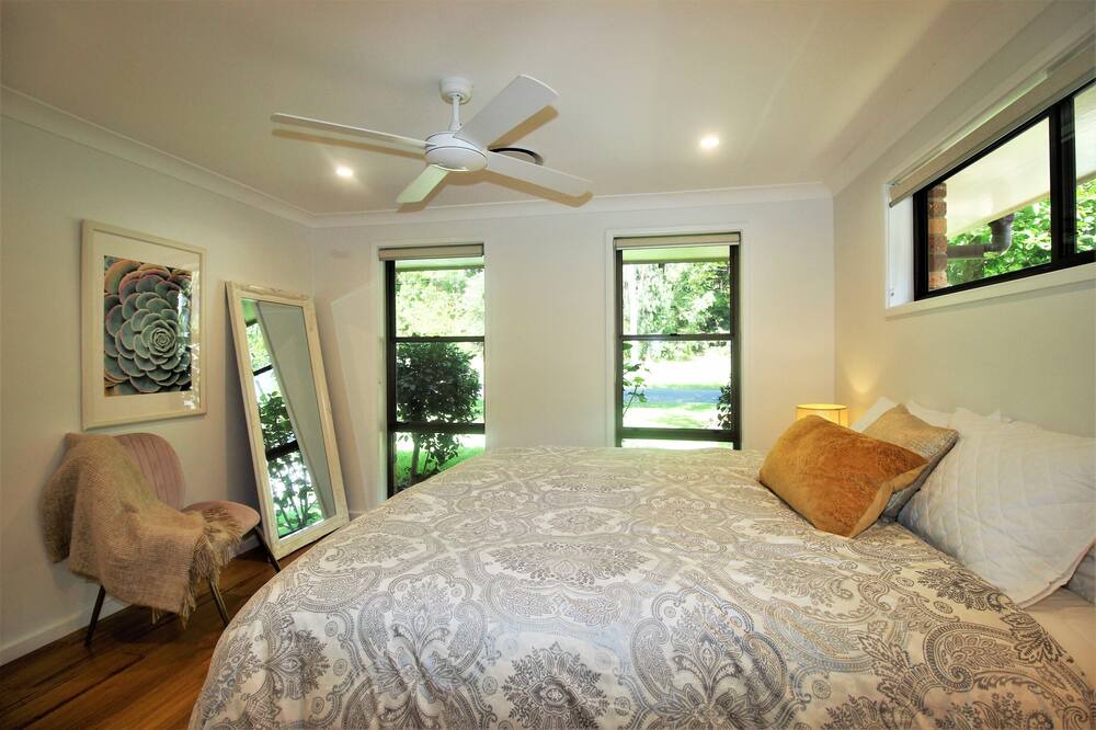 Photo of Others in Elizabeth Beach
