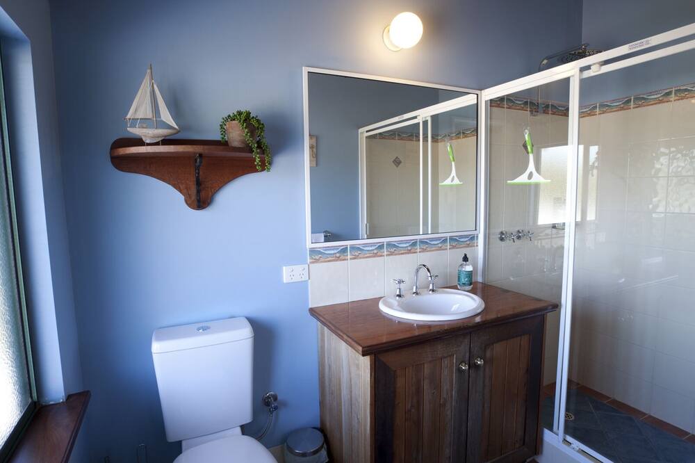 Photo of Bathroom in Ocean Beach