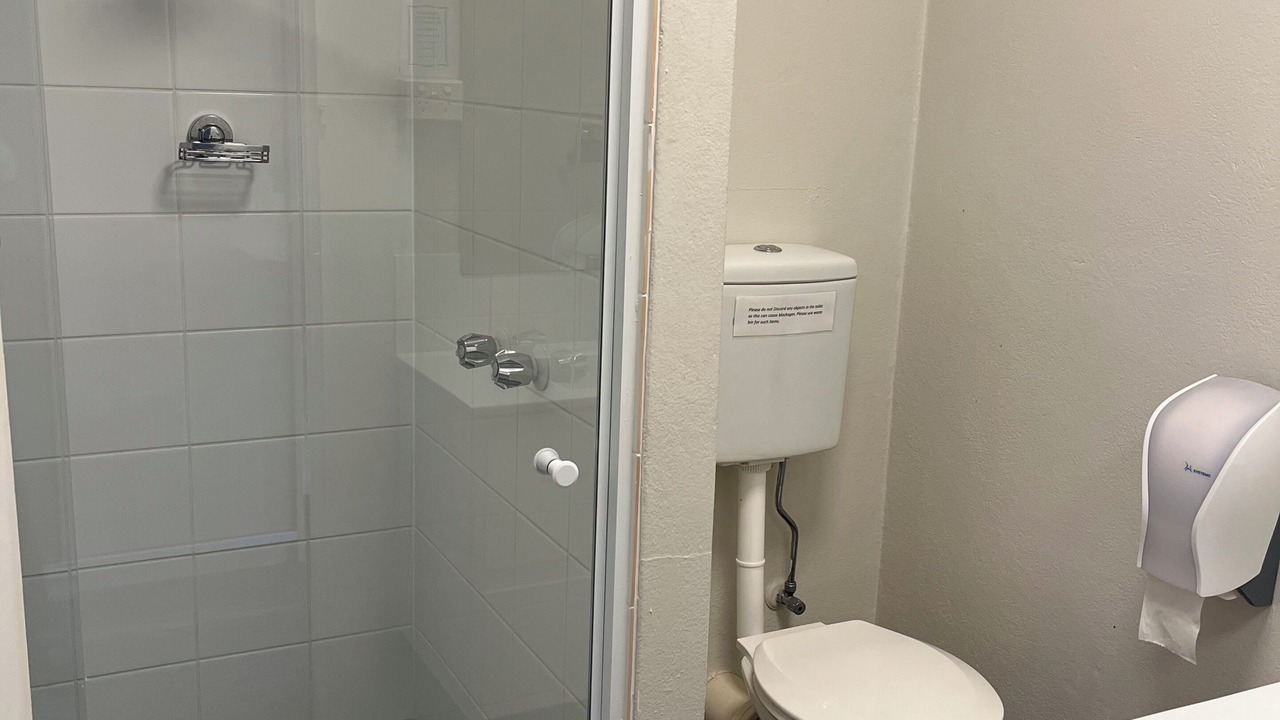 Photo of Bathroom in Zeehan