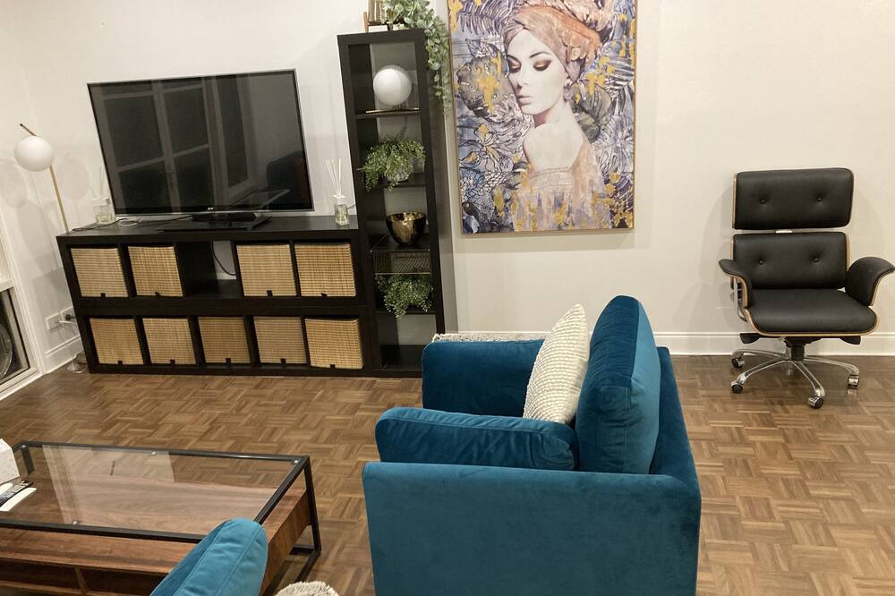 Photo of Livingroom in East Melbourne