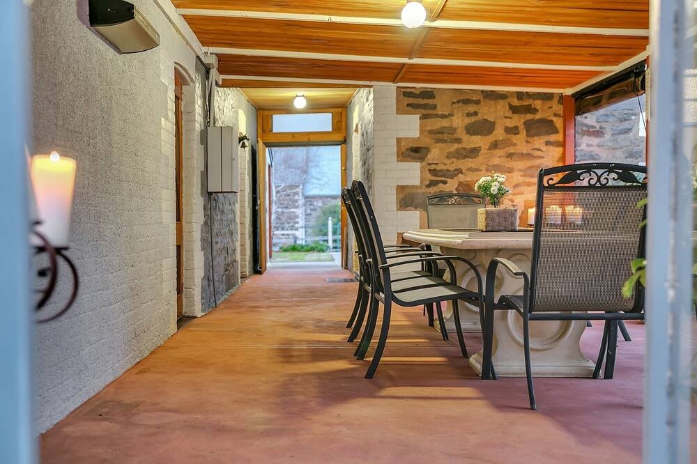 Photo of Kitchen in Talunga