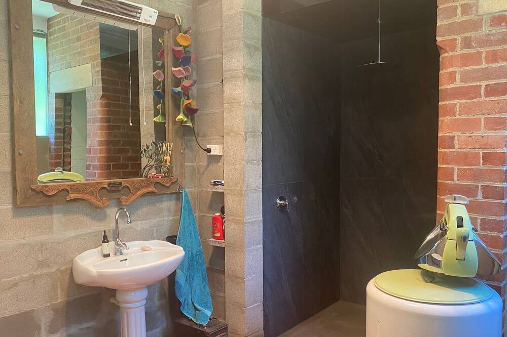 Photo of Bathroom in Warburton