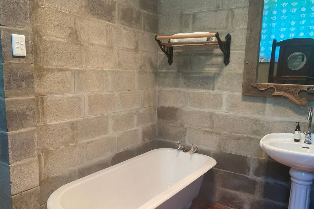 Photo of Bathroom in Warburton