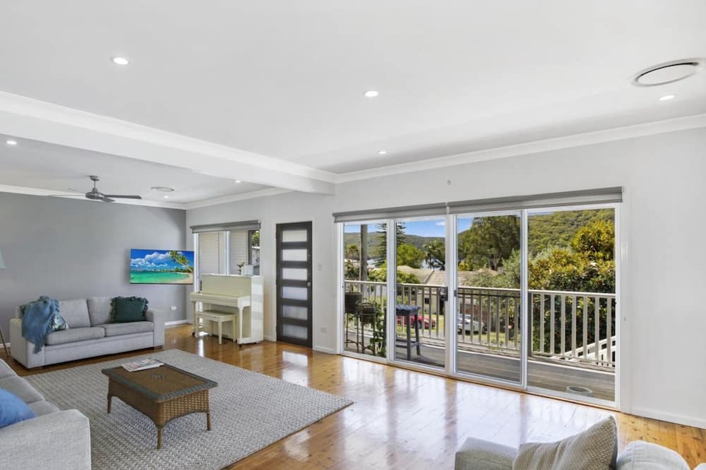 Photo of Livingroom in Woy Woy Bay