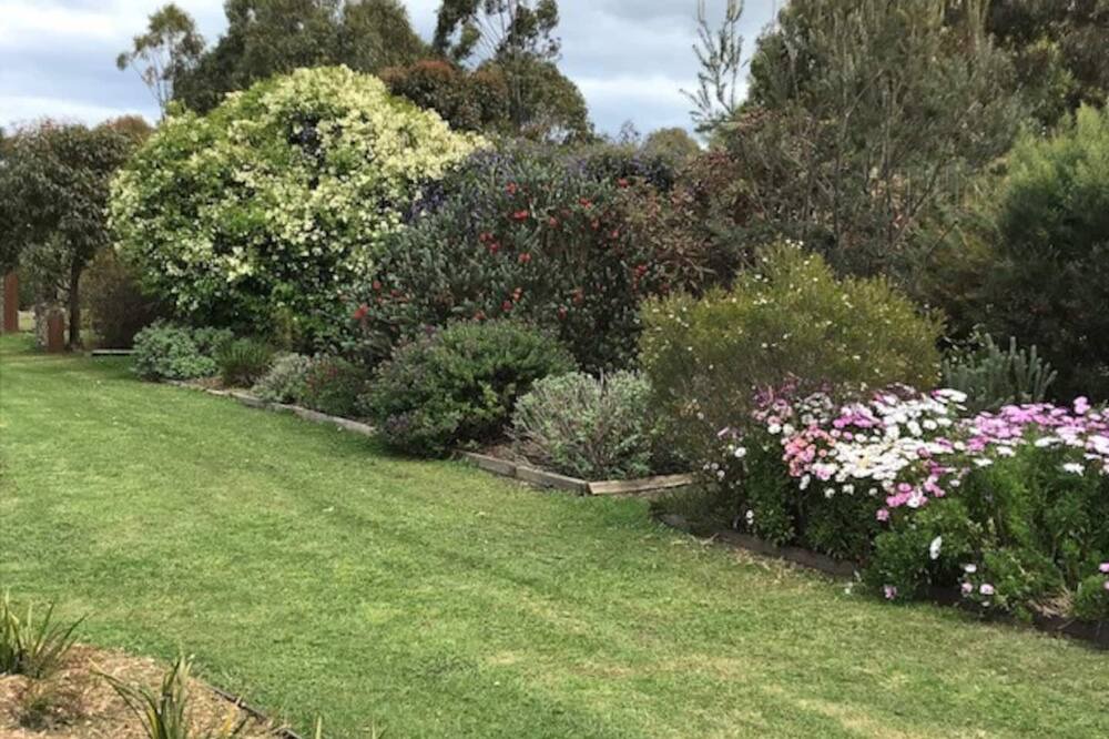 Photo of Outdoor in Wallington