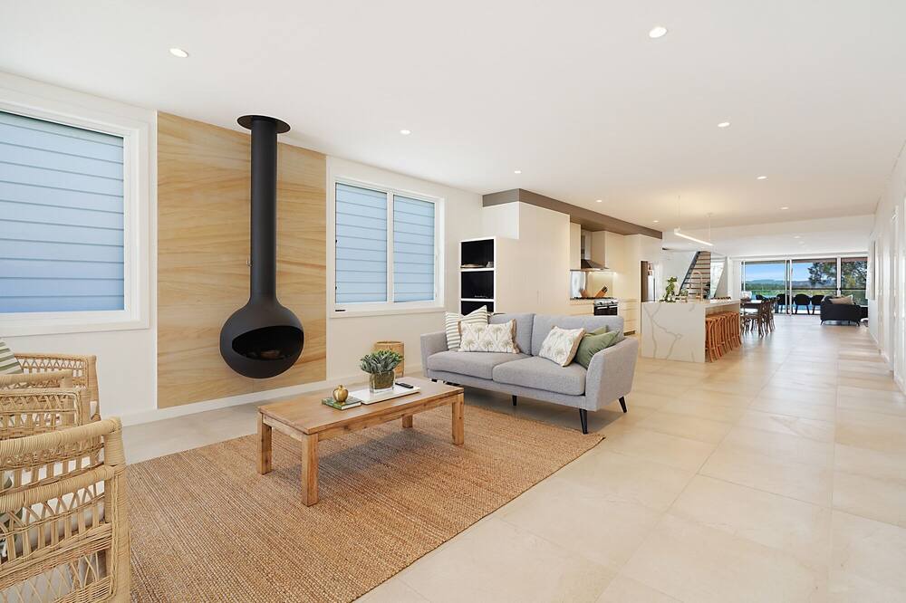 Photo of Livingroom in Marks Point