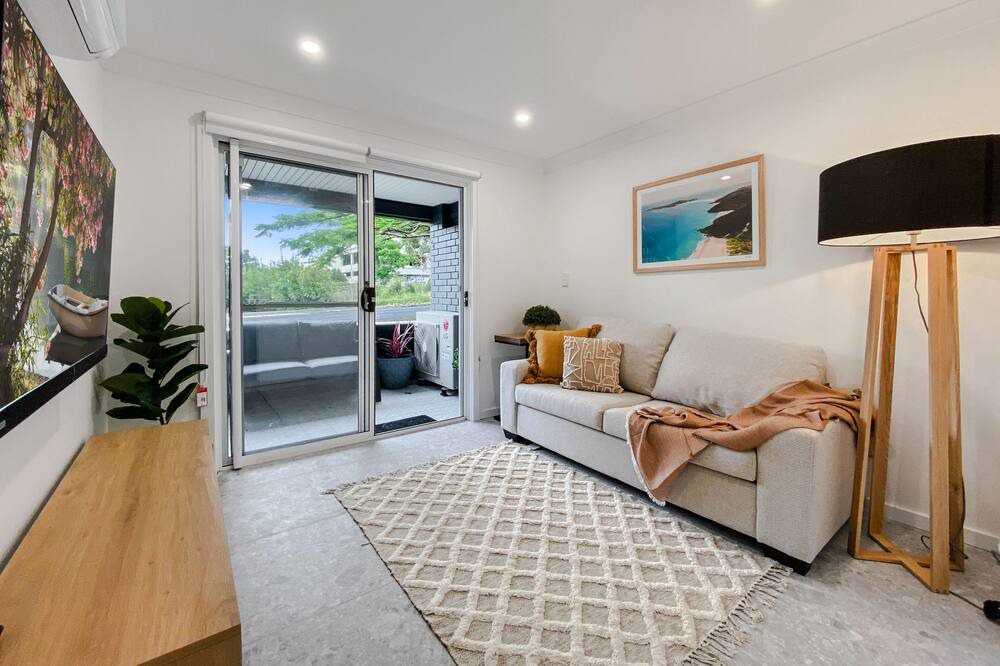 Photo of Livingroom in Shoal Bay
