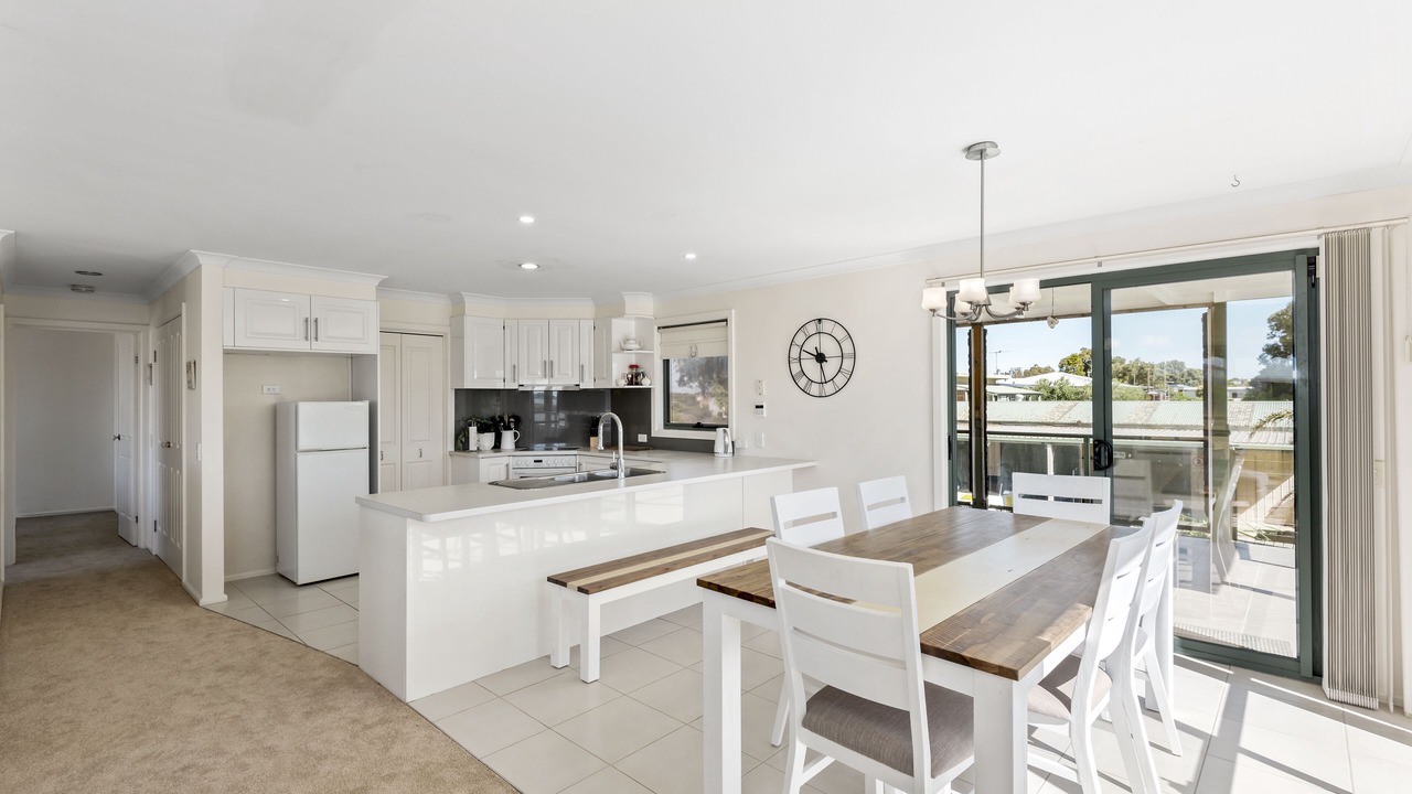 Photo of Kitchen in Indented Head