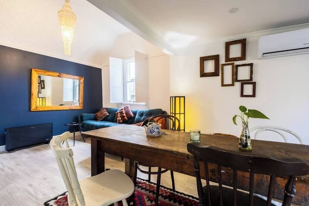 Photo of Bedroom in Golden Point