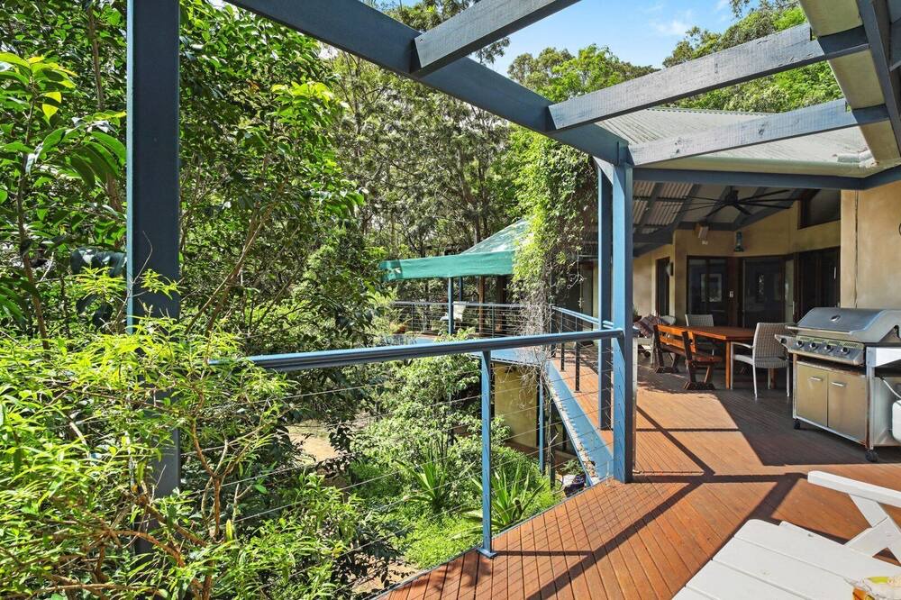 Photo of Patio Balcony in Pretty Beach Central Coast