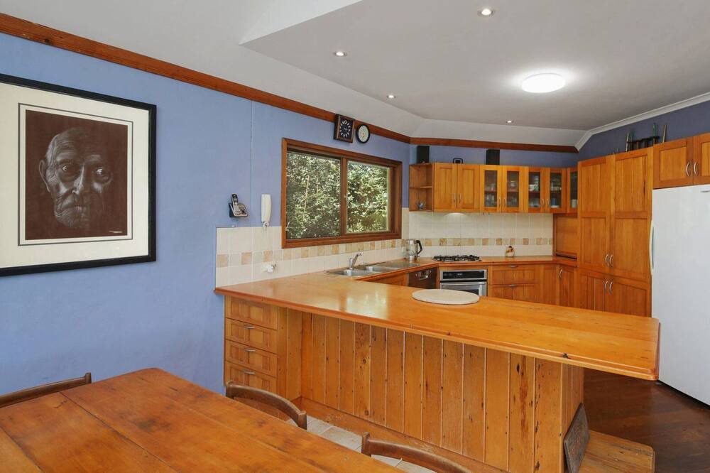 Photo of Kitchen in Pretty Beach Central Coast