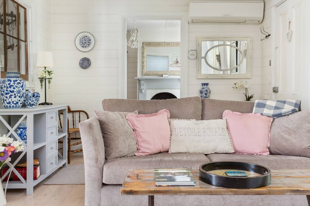 Photo of Livingroom in Daylesford