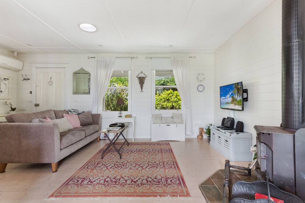 Photo of Livingroom in Daylesford