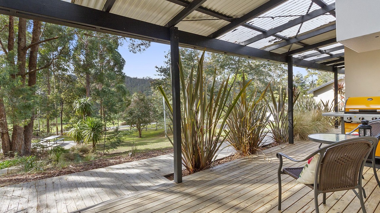 Photo of Patio Balcony in Oyster Cove