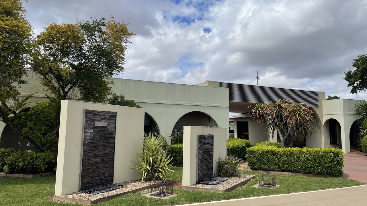 Photo of Outdoor in Griffith