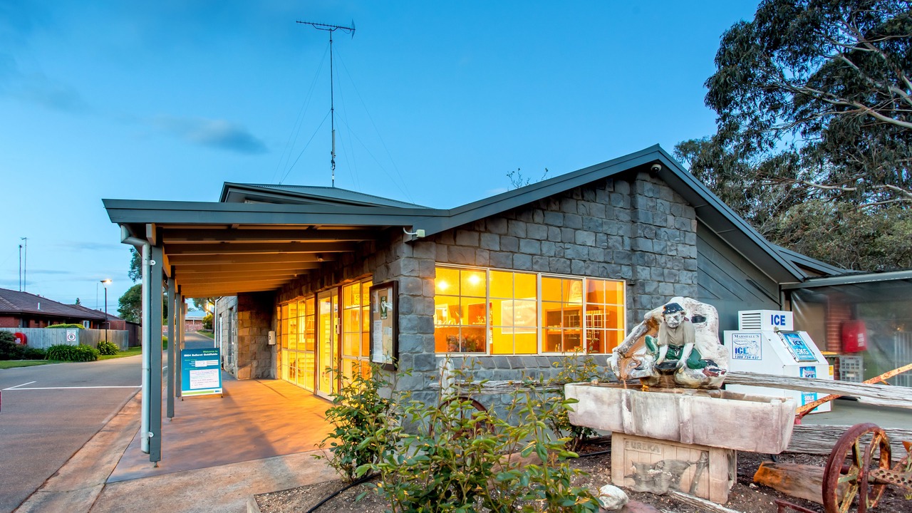 Photo of Outdoor in Golden Point