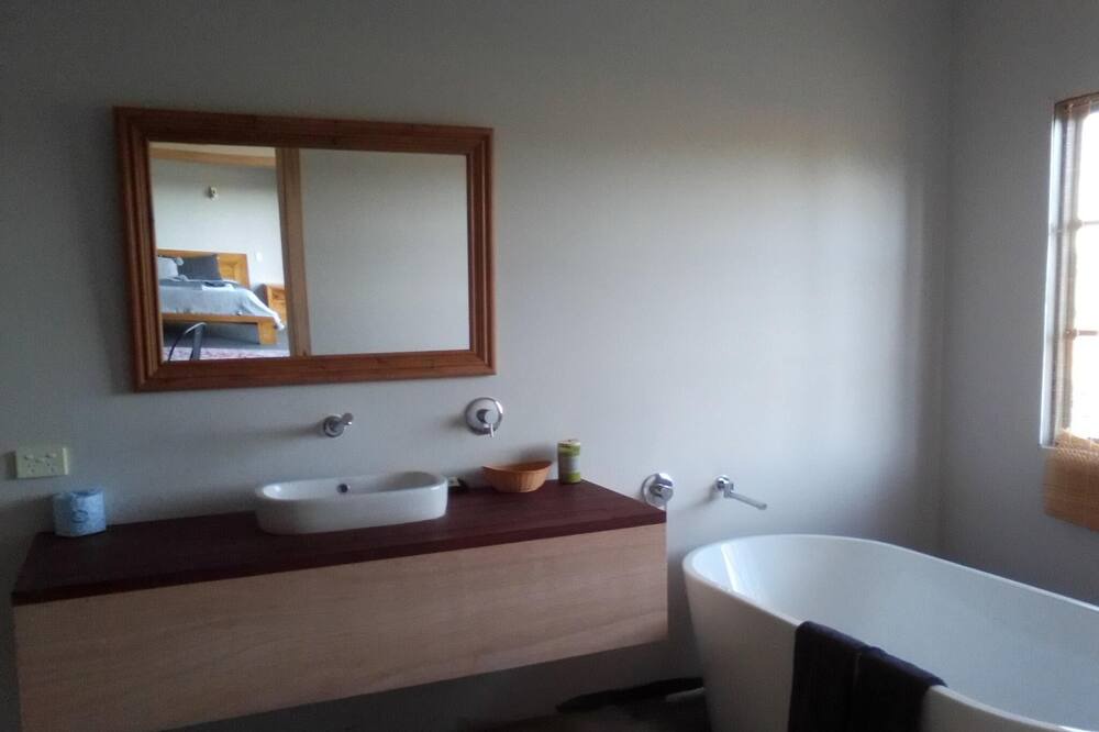 Photo of Bathroom in Forest Grove