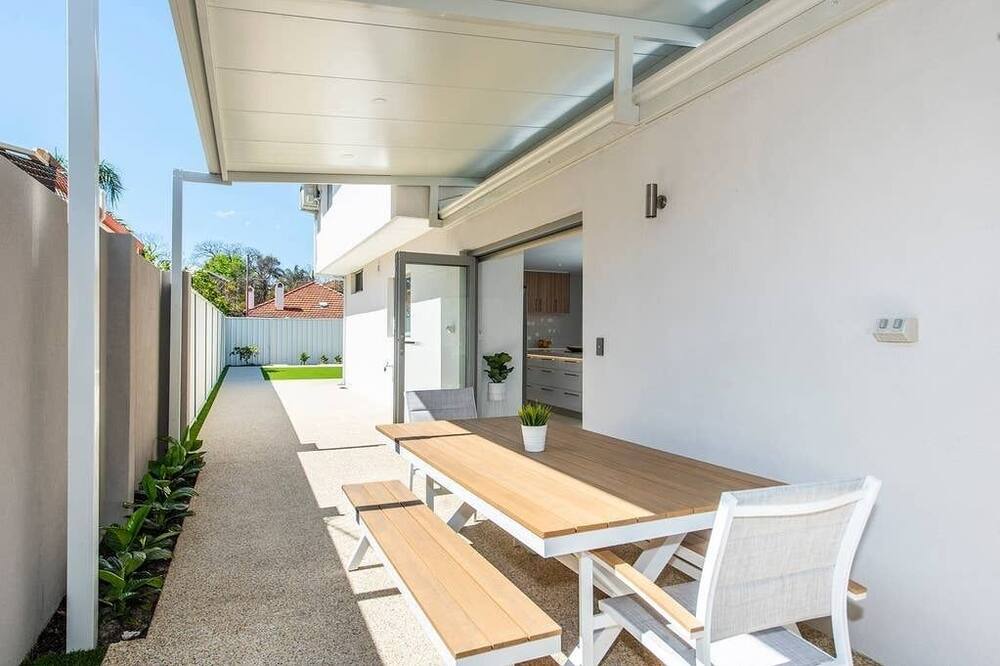 Photo of Outdoor in Kensington