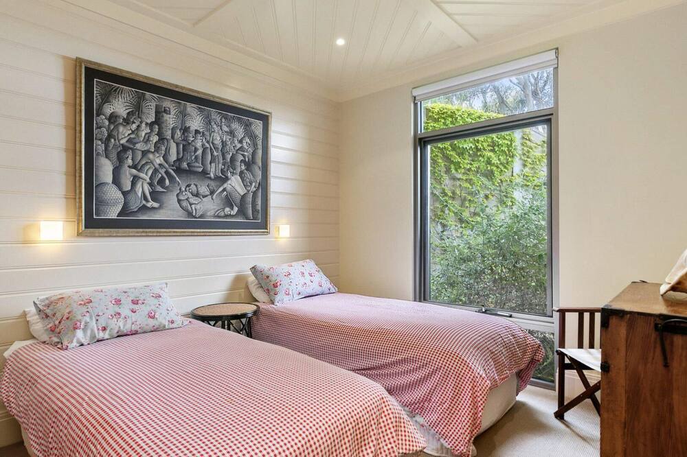 Photo of Bedroom in Lorne