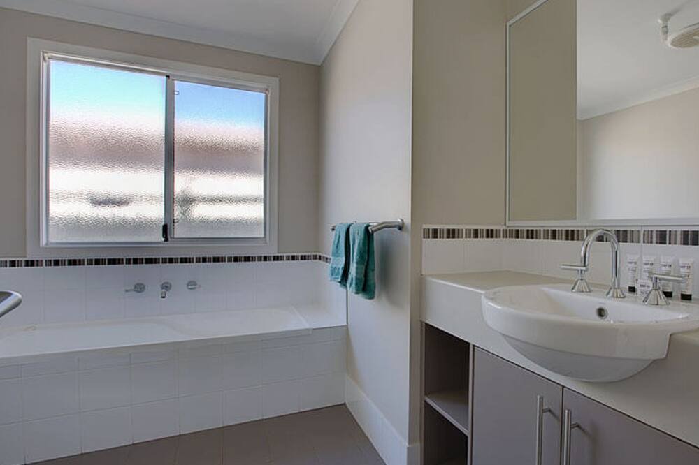 Photo of Bathroom in Exmouth