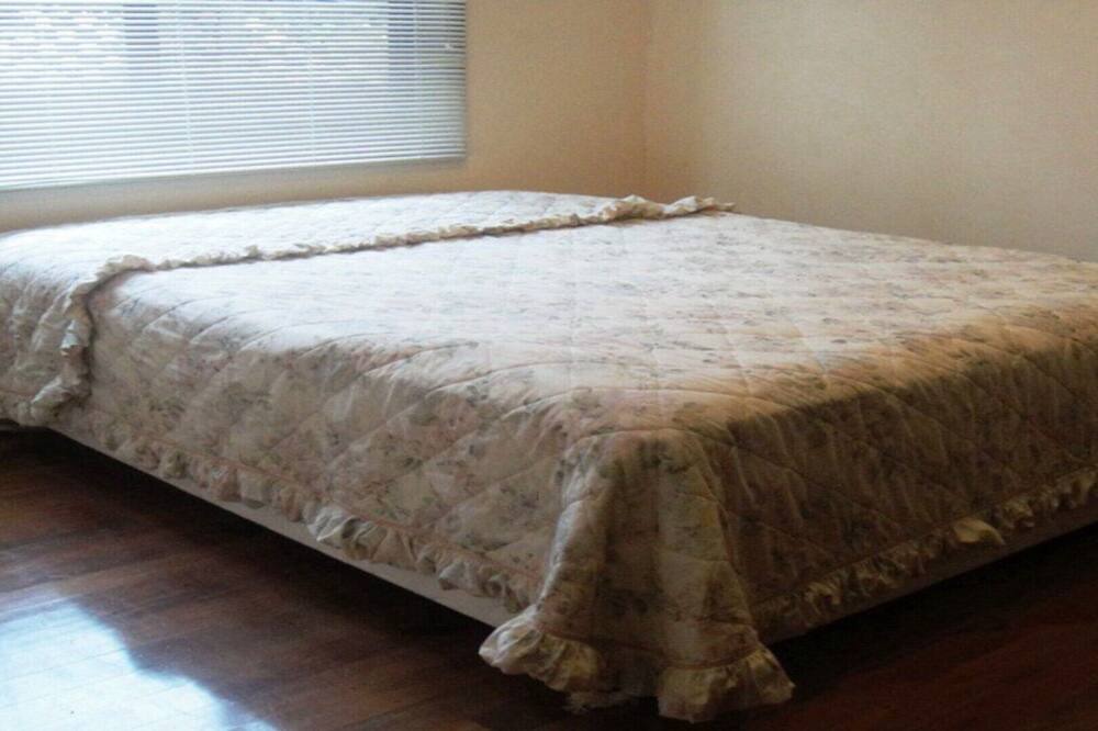 Photo of Bedroom in Hawks Nest
