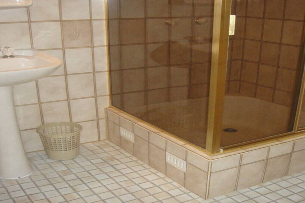 Photo of Bathroom in Hawks Nest