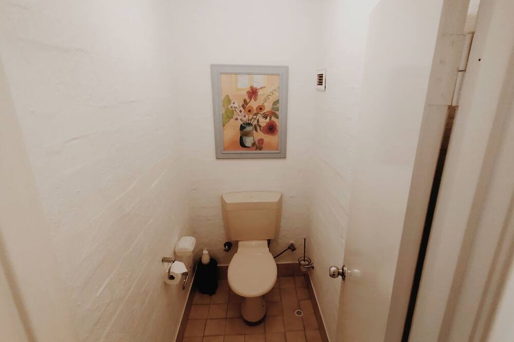 Photo of Bathroom in Safety Bay