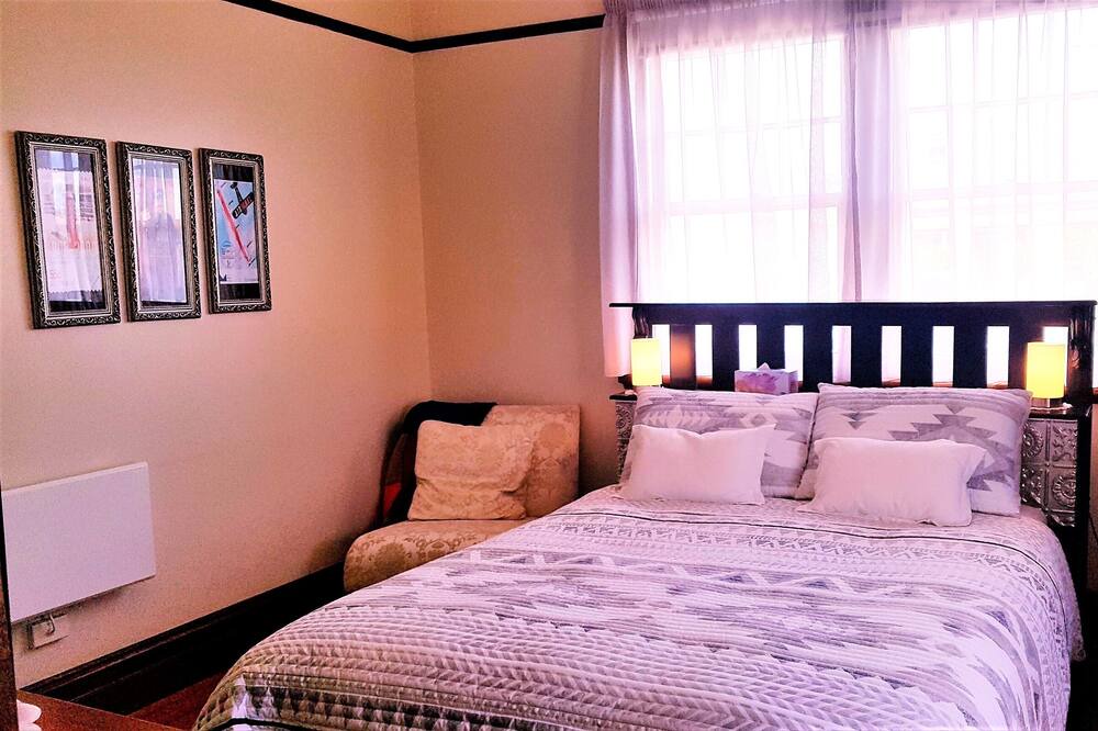 Photo of Bedroom in Smithton